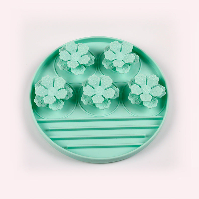 Pet Licking Pad Snack Pad Dog Tableware Suction Cup Silicone Food Bowl